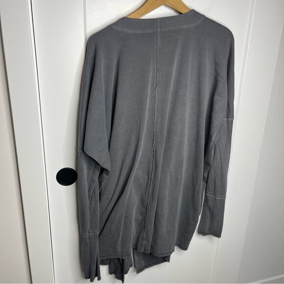 Intimately Free People Lightweight Oversized Button Cardigan Blouse Size Small - Picture 7 of 7